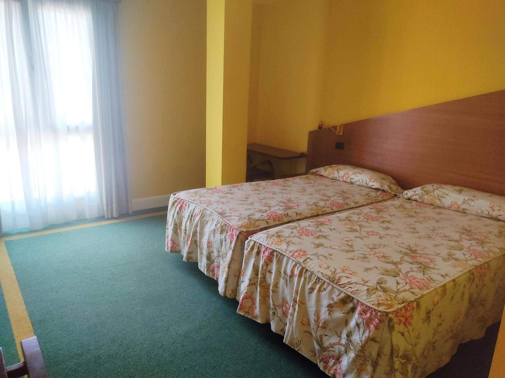 Hotel Suite Miono Castro Urdiales Exterior photo
